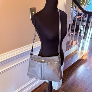 Elegant Gray Leather Shoulder Bag